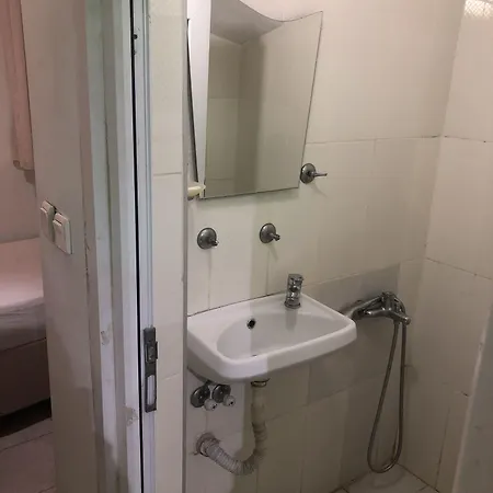 Buhara Hotel 2*
