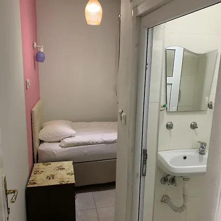 Buhara Hotel 2*