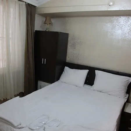 Hotel Buhara 2*