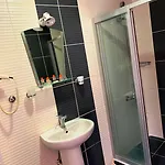 Buhara Hotel 2*