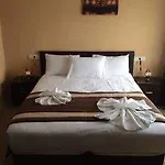 Hotel Buhara 2*